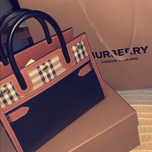 Burberry Purse